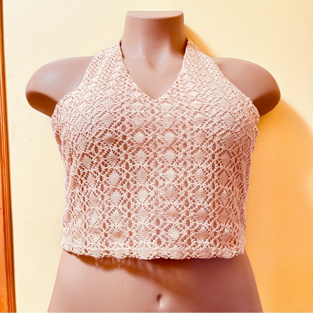 Baby pink halter like lace crop top